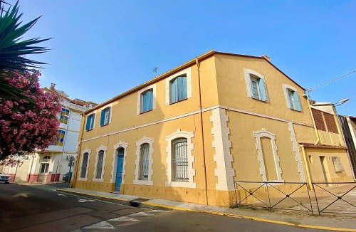 La Gare Apartment | THE YELLOW HOUSE