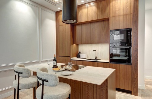 Les Halles Apartment | TheBlueStay 191 - Spacious Luxury Apt - Paris 2