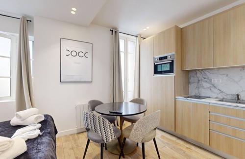 Quartier de la Salpetriere Apartment | TheBlueStay 27 - Charming and elegant studio