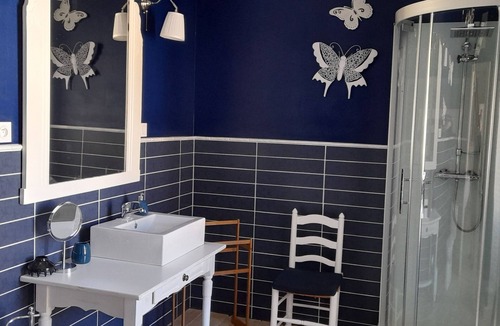 Chambon-le-Chateau Bed & Breakfast | They dreamed about it. Bed and breakfast at Chambon le Château in Margeride.