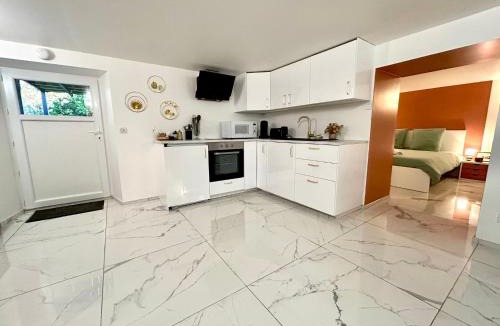 Le Faouet Apartment | Ti Dous - Terrasse, Jardin, Proche Centre ville