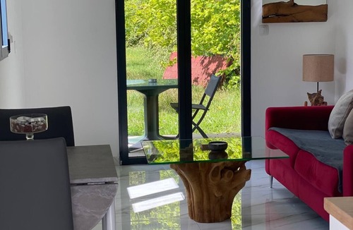 Dammarie Les Lys Apartment | Tiny House DALIA Jardin & Forêt