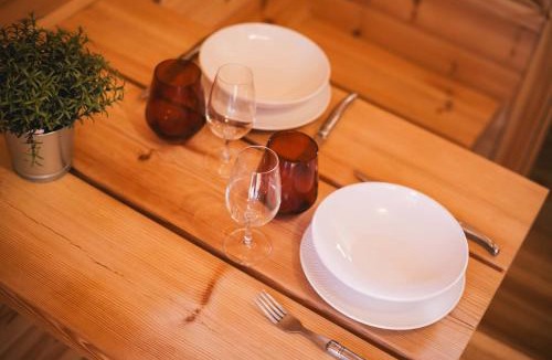 Baron Cabin | Tonneau en bois insolite au coeur du Charolais