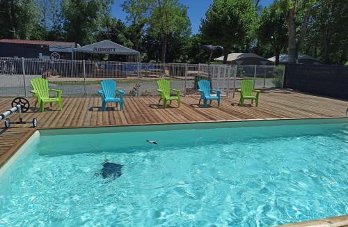 Ebreuil Other | TONNEAU HERBERGEMENT INSOLITE AU CAMPING DES NIERES