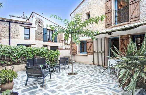 Le Chateau House | Tour Carrée by Interhome