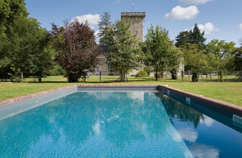 Lorris House | Tour du Bignon 15 beds swimming pool