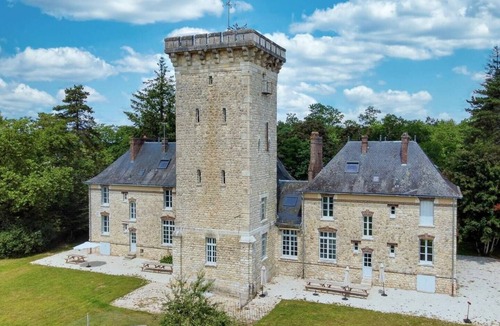 Lorris House | Tour du Bignon 30 beds 2 gites 15