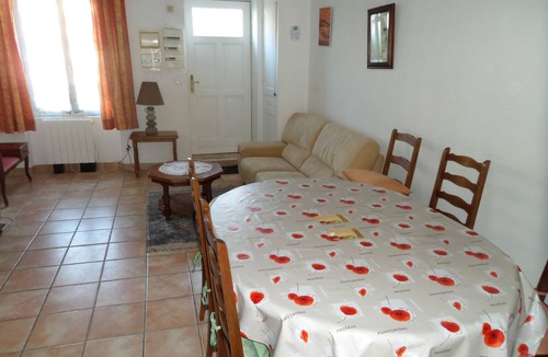 Chatillon-sur-Indre House | town house between brenne and touraine