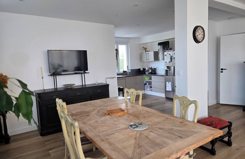 Bretteville-sur-Odon Apartment | Très Spacieux F3 Avec Terrasse et Jardin