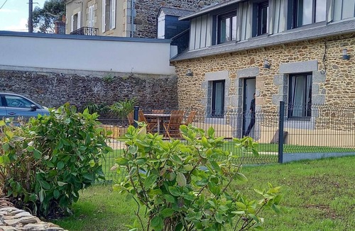 Binic House | Traditional Breton house 5 minutes' walk from the sea