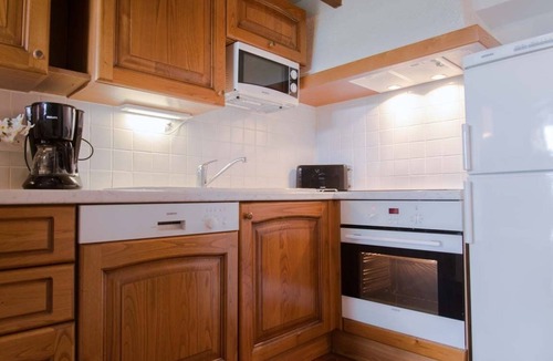 Barre-des-Cevennes House | Traditional 4/6 person gîte in the Cevennes with swimming pool