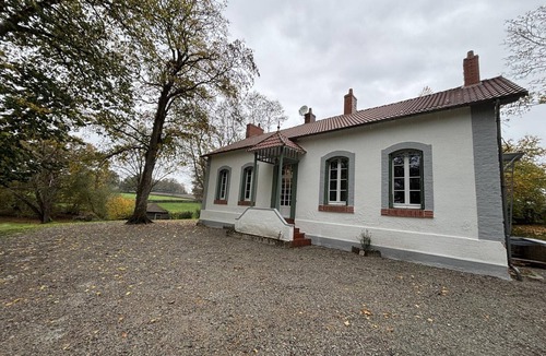 Bezenet Cottage | Tranquil cottage with SPA, garden and pond, pets allowed for 6 guests