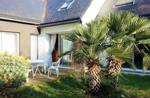 Perros-Guirec House | Tranquil Villa with Garden, Near Beach & Shops in Central Perros-Guirec