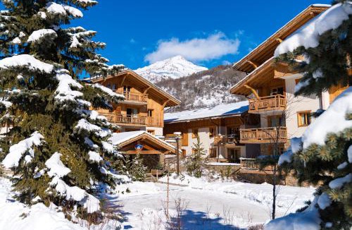 Chantemerle Apartment | travelski home premium - Résidence Le Hameau du Rocher Blanc