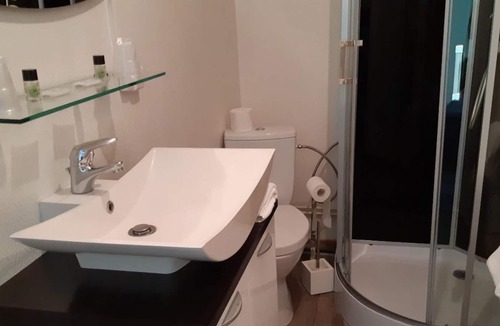 Thiers House | Triple room