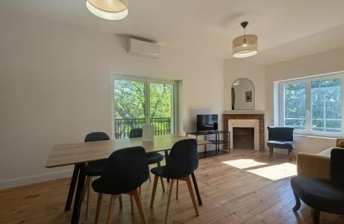 Vichy Apartment | Two-bedroom apartment with air conditioning