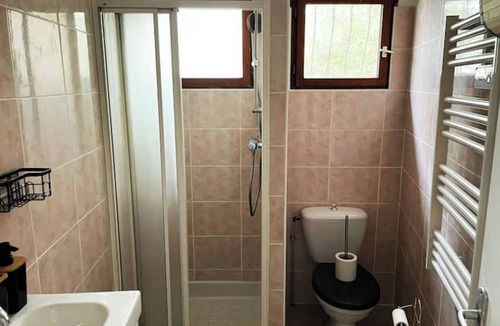 Stains House | two-room non-smoking house with all comforts