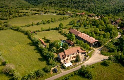 Salvagnac-Cajarc Villa | Two-Villa Estate with Pool & Valley Views