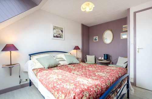 Nevez Bed & Breakfast | Ty Annick – Les Glénans Room