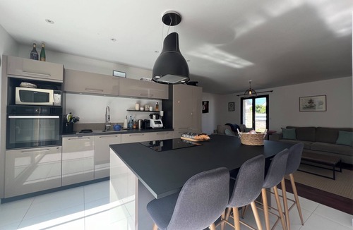 Quiberon House | Ty Ar Mor-8p-Wifi-Parking