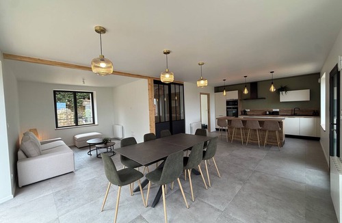 Plouzevede House | Ty Ar Re Gozh - Charming house, sleeps 8 in Brittany, peaceful location
