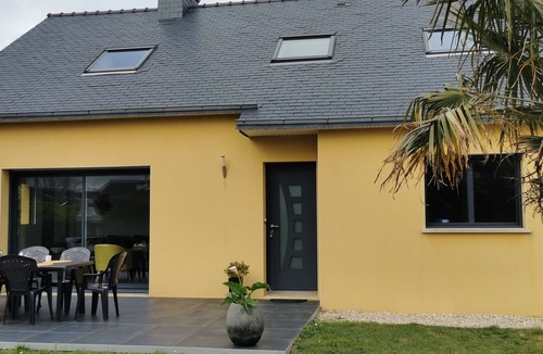 Cleder House | TY Caromel Maison de Bord de mer Avec Jardin Clos Pour 4 à 10 Personnes