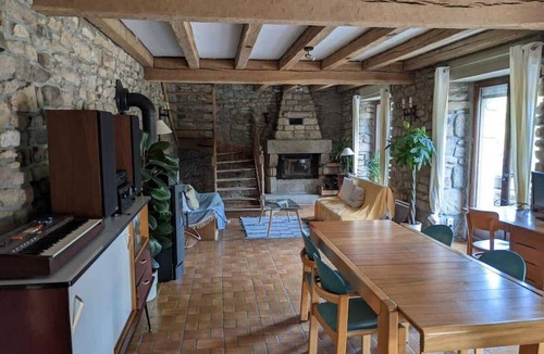 Plourin Ski Chalet | Ty Maen - Authentic 18th century mill near the sea
