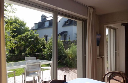 La Trinite-sur-Mer House | Ty Mam Goz by Interhome