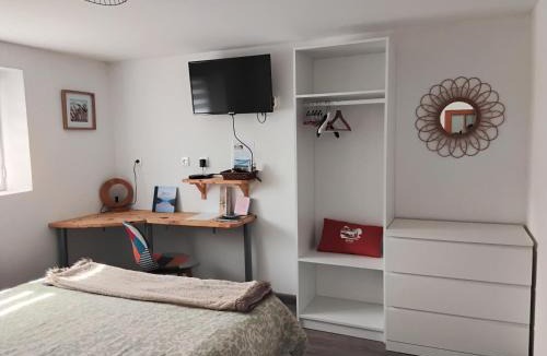Lesneven Apartment | Ty Menic