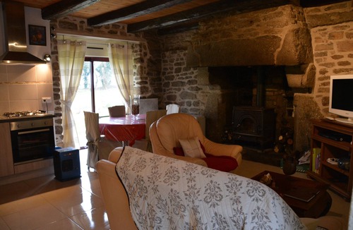 Saint-Gilles-Pligeaux House | Typical Breton house in the countryside