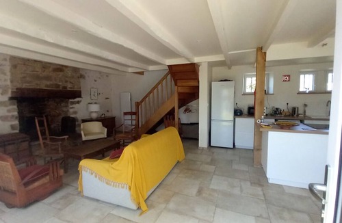 Pluneret House | Typical Breton house between the Gulf of Morbihan and the ocean