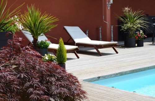 Saint-Vincent-de-Tyrosse Cottage | Tyrossaise villa with heated pool near ocean