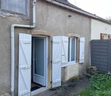 Saint-Leger-des-Vignes House | Une jolie petite maison où il fait bon se reposer