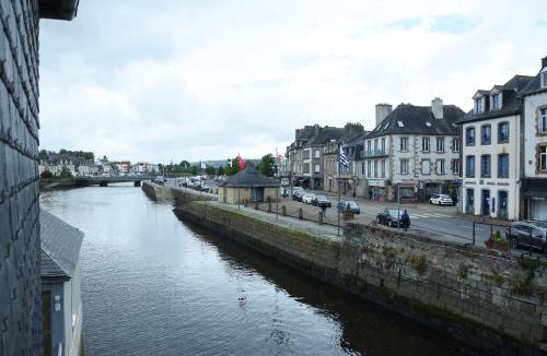 Landerneau Apartment | une nuit sur le pont 1