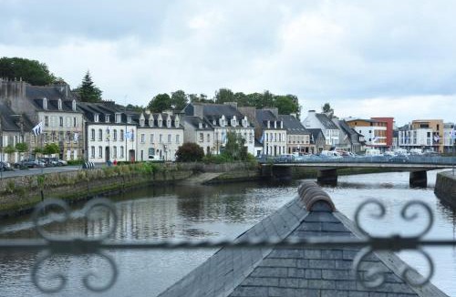 Landerneau Apartment | une nuit sur le pont 1