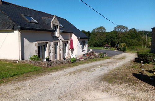 Camors Cottage | une Quiétude Absolue Avec vue sur la Forêt de Florange