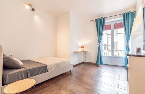 Le Puy-en-Velay Apartment | Unique industrial loft in city center 130m2, 3 bedrooms, ideal for a family