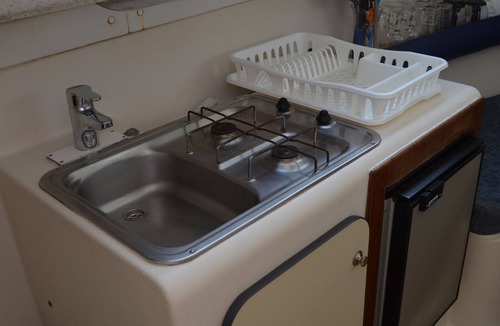Digoin Apartment | Unique Stay on a Boat in Digoin