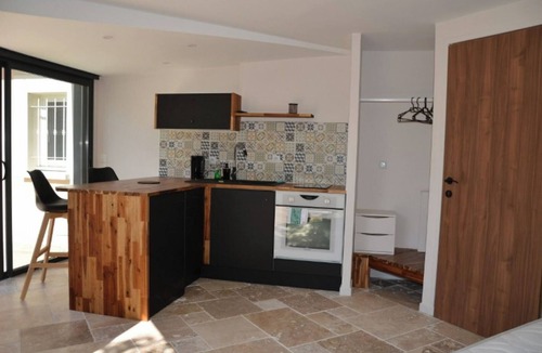 Heyrieux Apartment | Upscale furnished apartment for 2 persons 40 m2 : SPA/Sauna/sports room/bikes