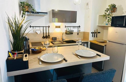 Plescop Apartment | Urban cocoon, quiet studio 2 minutes from Vannes