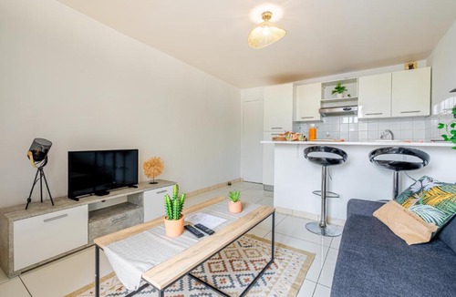 Gonesse Apartment | Urban Oasis, RER D, CDG Aéroport, Parc des Expos