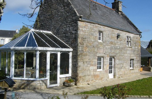 Scaer House | Vacation accommodation "Les Gîtes du Menhir"