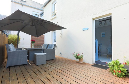 Saint-Quay-Portrieux House | Vacation Home "Joisalig" with Private Terrace