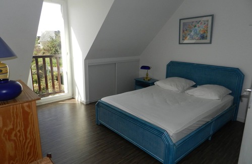 Quiberon House | Vacation home in Quiberon with small garden and terrace