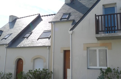 Quiberon House | Vacation home in Quiberon with small garden and terrace