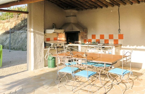 L'Honor-de-Cos House | Vacation home Touzy by Interhome