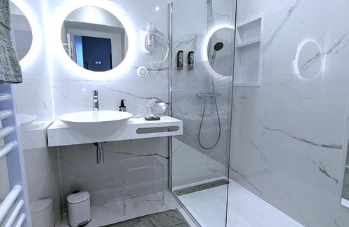 Cœur de Ville Apartment | VENI VEDI VICHY climatisé, 50m2 coeur de ville