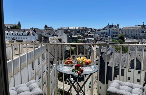 Vannes Apartment | View on historical rooftops of Vannes
