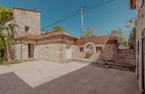 Le Montat House | Vila Cabanes 46