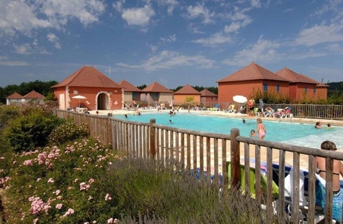 Prayssac Villa | Villa 3 étoiles - Piscine - eeidha